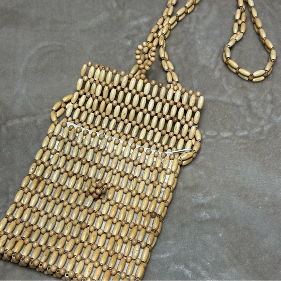 Wood Elongtated Woven Bead Crossbody Purse Zipper - Picture 3 of 8